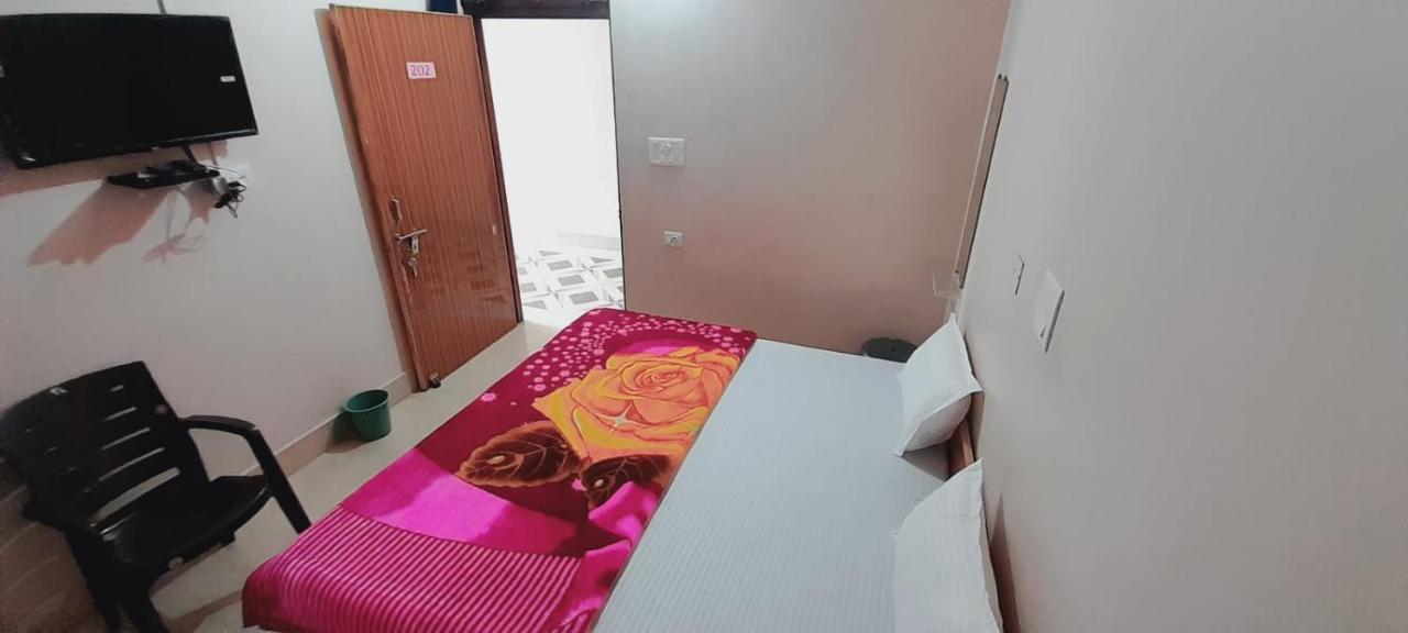 Monika Home Stay Rishīkesh Exterior foto